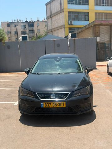 מודעת רכב סיאט לאון