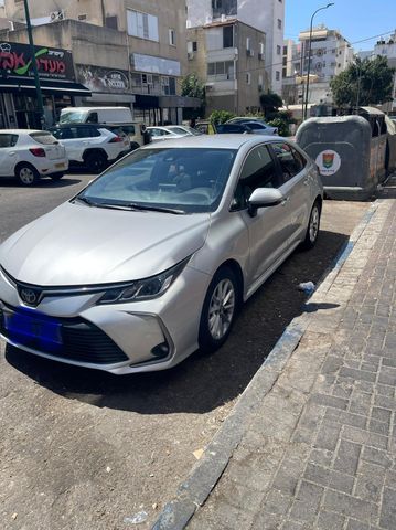 טויוטה קורולה
