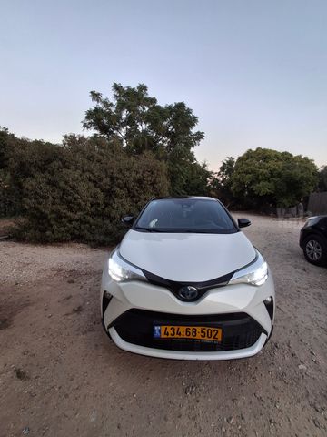 טויוטה C-HR
