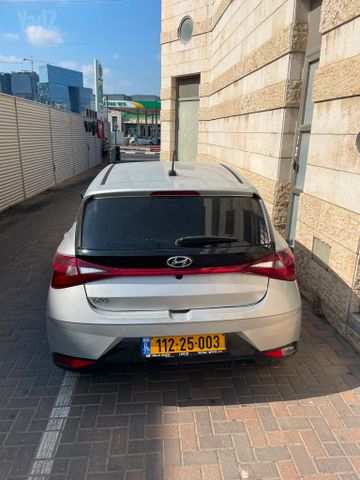 יונדאי i20