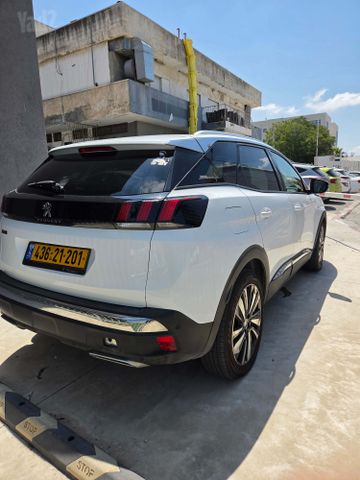 פיג'ו 3008