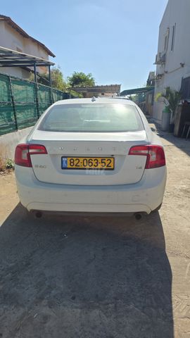 וולוו S60