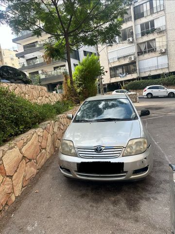 טויוטה קורולה