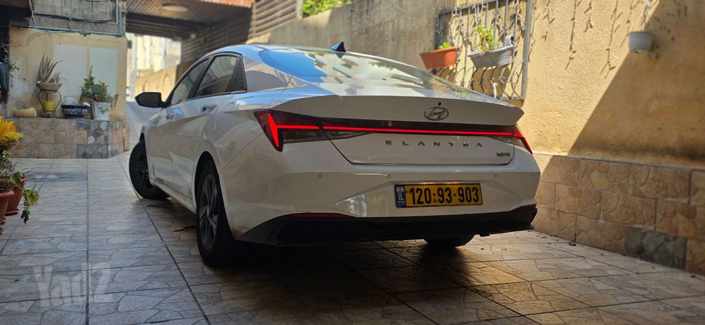 יונדאי אלנטרה