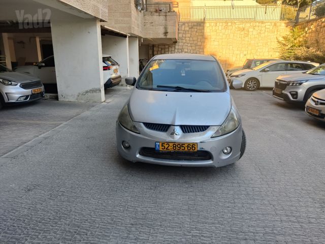 מיצובישי גרנדיס