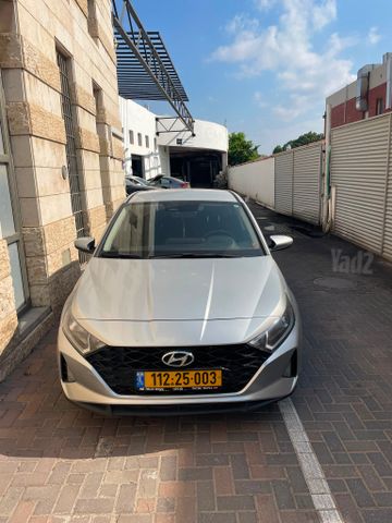 יונדאי i20