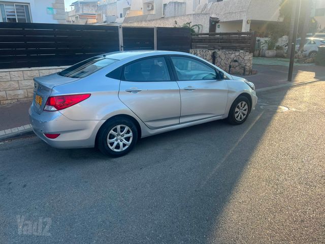 יונדאי אקסנט i25
