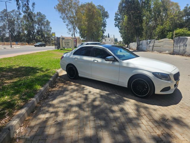 מרצדס-בנץ C-class