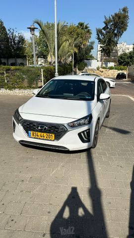 יונדאי איוניק