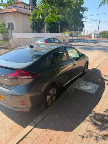 יונדאי איוניק