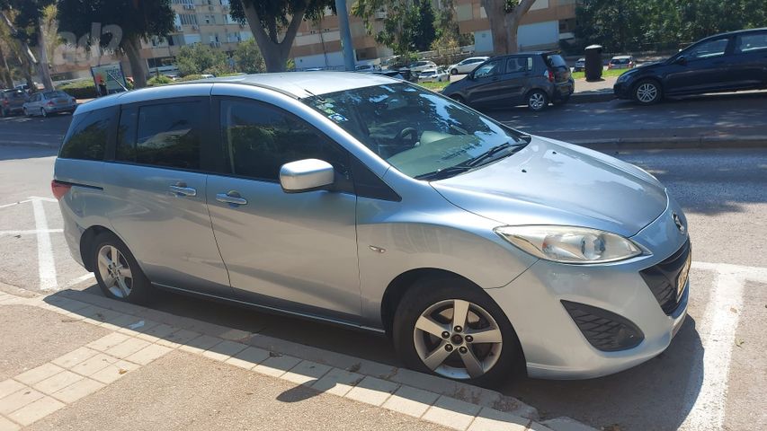 מודעת רכב מאזדה 5