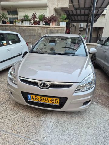 יונדאי i30