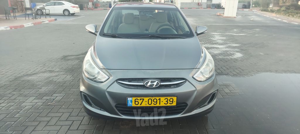 יונדאי אקסנט i25