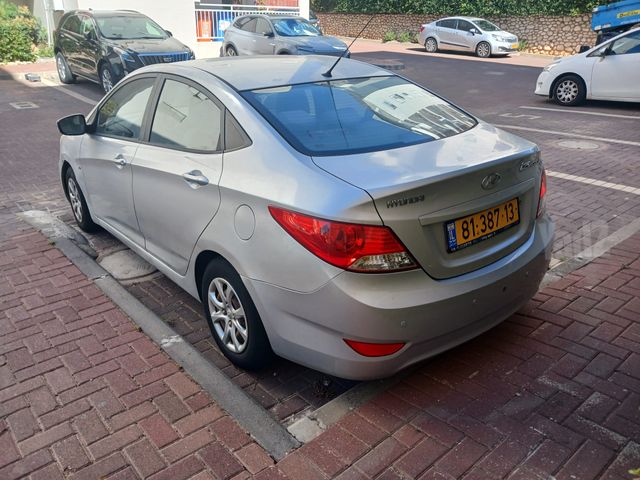 יונדאי אקסנט i25