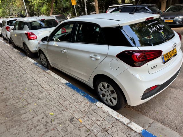 יונדאי i20