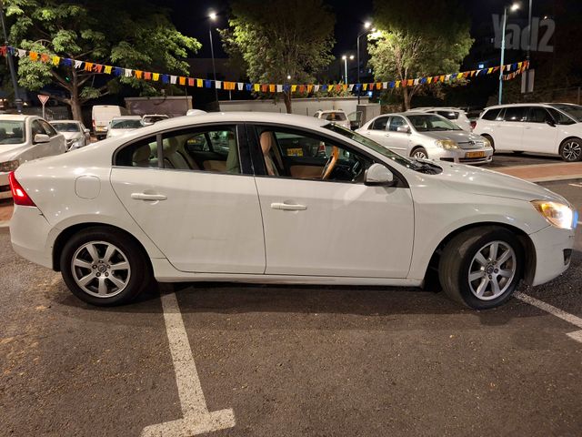 וולוו S60