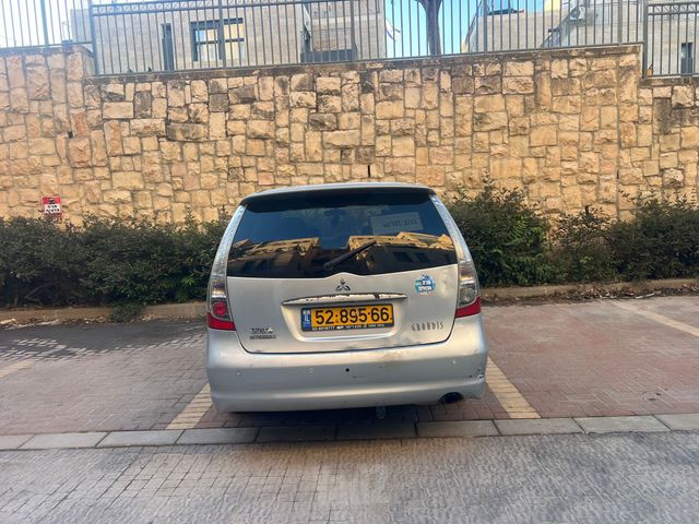 מודעת רכב מיצובישי גרנדיס
