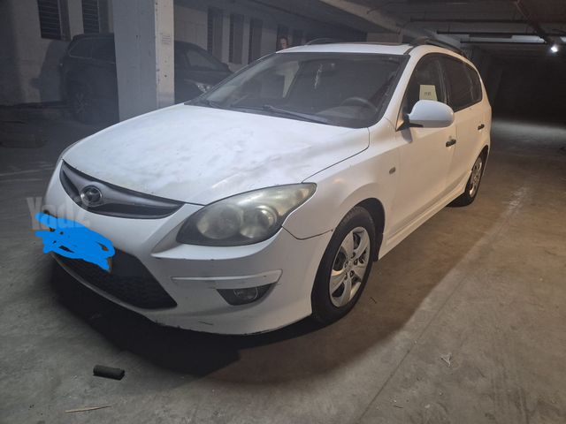 יונדאי i30