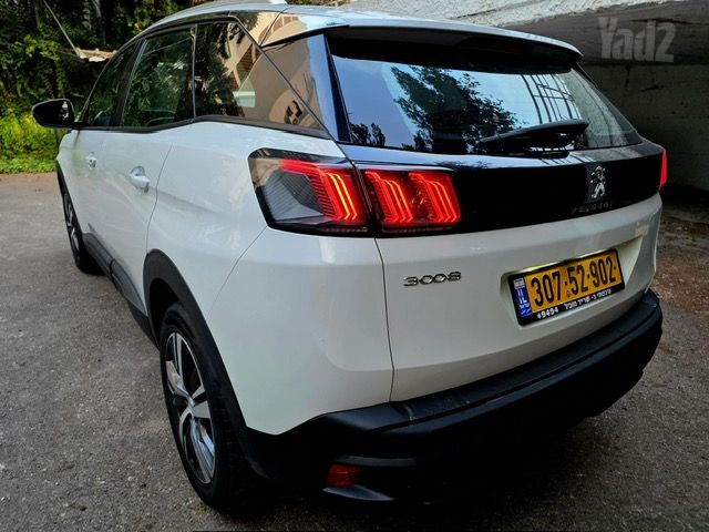 פיג'ו 3008
