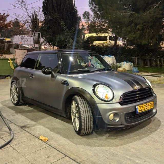 מודעת רכב מיני קופר
