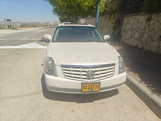 קאדילק DTS