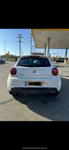 אלפא רומיאו מיטו