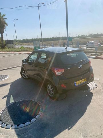 יונדאי i10