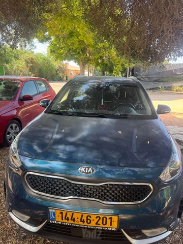 קיה נירו