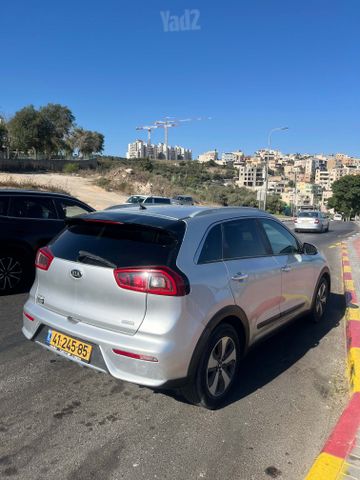 קיה נירו