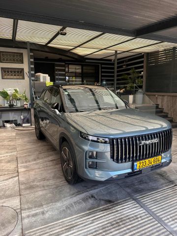 ג'אקו J7