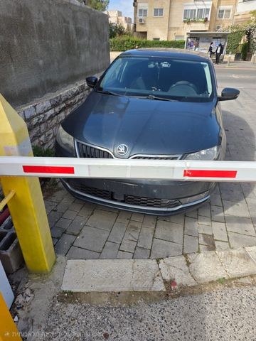 מודעת רכב סקודה ראפיד