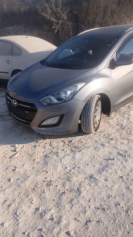 יונדאי i30