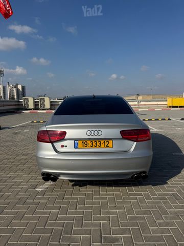 אאודי S8