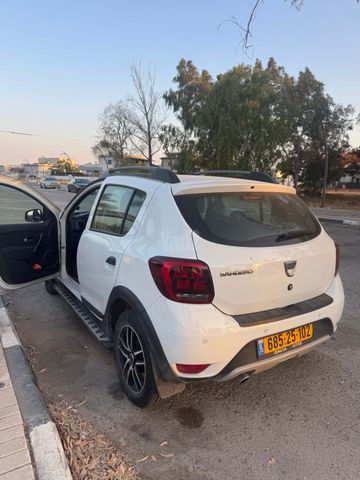 דאצ'יה סנדרו