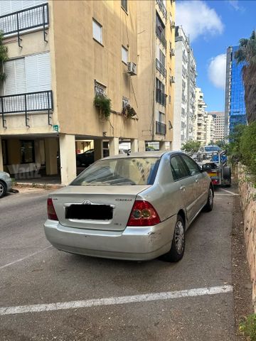 טויוטה קורולה