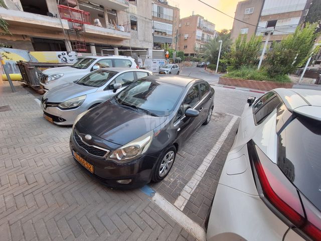 מודעת רכב קיה ריו