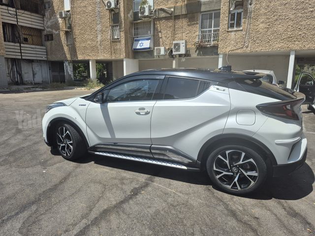 טויוטה C-HR