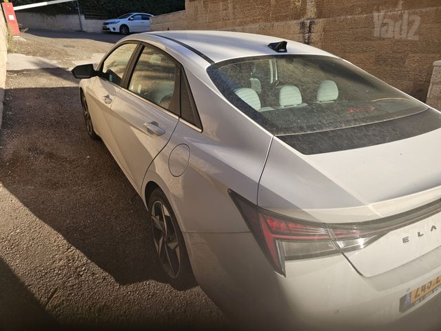 יונדאי אלנטרה