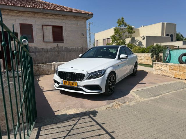 מרצדס-בנץ C-class