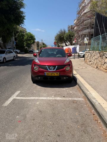 ניסאן ג'וק