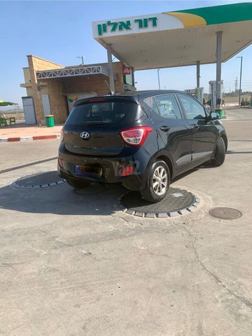 יונדאי i10
