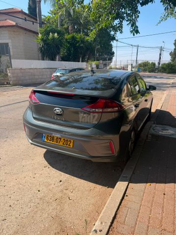 יונדאי איוניק