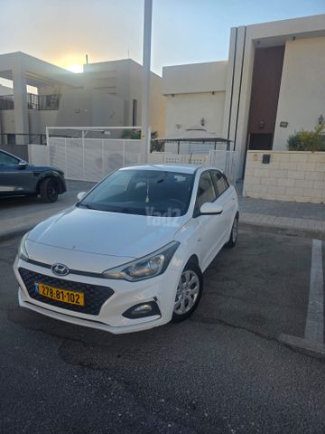 מודעת רכב יונדאי i20