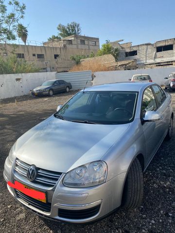 מודעת רכב פולקסווגן ג'טה