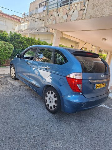 הונדה FR-V