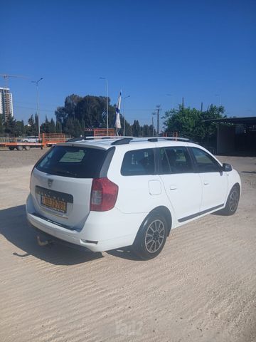 דאצ'יה לוגאן