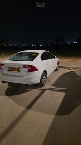 וולוו S60