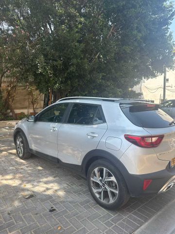קיה סטוניק