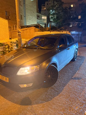 סקודה אוקטביה