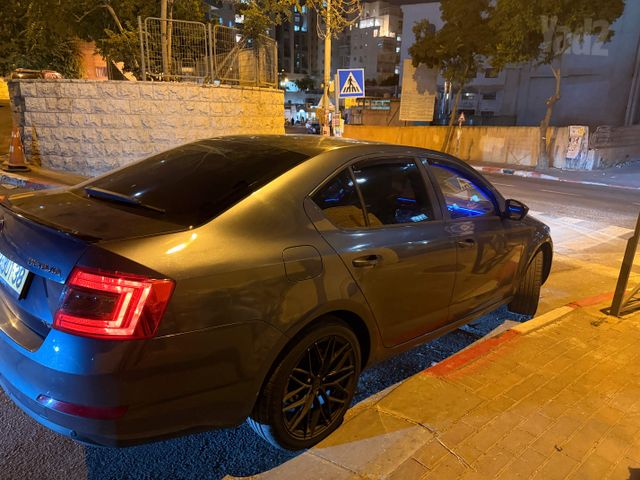 סקודה אוקטביה